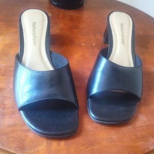 Naturalizer Black Leather Sandals